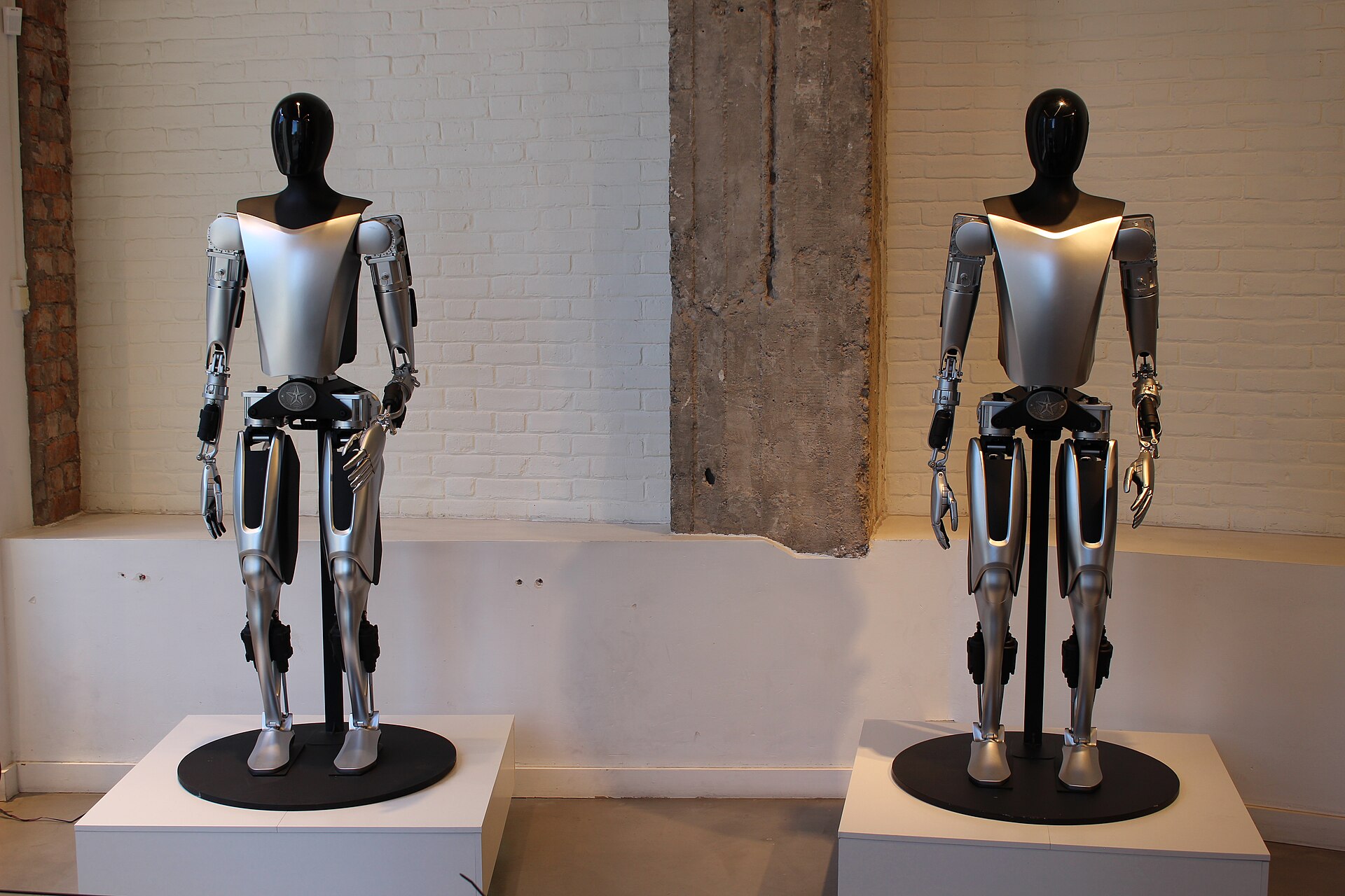 Tesla Optimus Gen 2 humanoid robot — a current icon of the perceive-reason-act loop at the heart of Physical AI