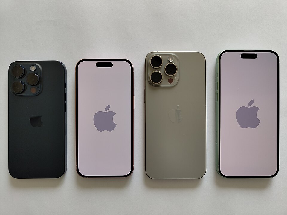 iPhone 15 Pro·Pro Max — 새 Siri와 차세대 Apple Intelligence가 작동하는 기준 기기