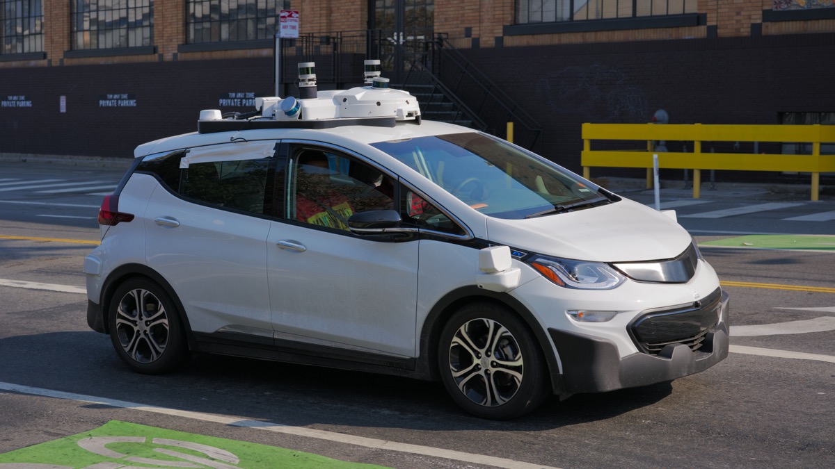 Cruise Automation Chevrolet Bolt EV equipped with multiple Velodyne LIDAR sensors for autonomous driving testing in San Francisco